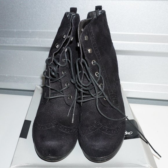 Mossimo Black Lace Up Wedge Booties Size 11 - Picture 1 of 5